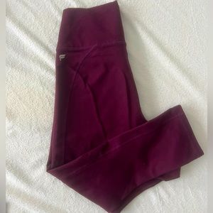 Fabletics Powerhold Workout leggings